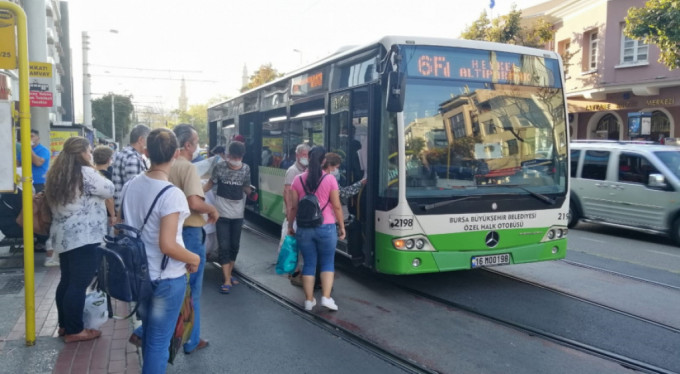 Bursa’da ayakta yolcu kararı… Vatandaş endişeli!