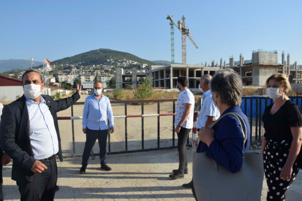 AOS DEVLET HASTANESİ’NDE 7 AYDIR TEK ÇİVİ ÇAKILMADI