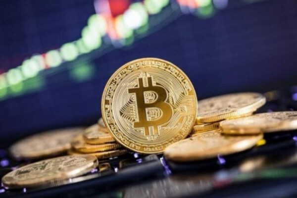 Bitcoin çok sert düşüşe geçti