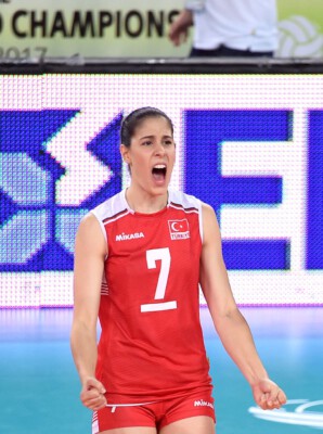 Çağla Akın Nilüfer Belediyespor’da