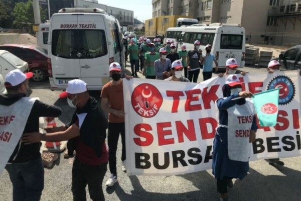 Bursa’daki fabrikada işçiler üretimi durdurdu! ‘İzin belgesi çıkaracağız’ bahanesiyle…