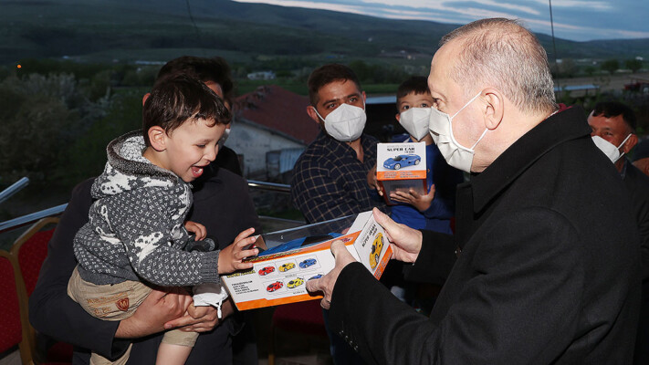 Erdoğan’dan sürpriz iftar ziyareti