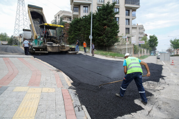 Nilüfer’de konforlu ulaşım için asfalt seferberliği