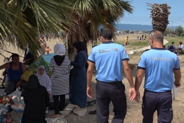 Gemlik’te kumsallarda işgale geçit yok!