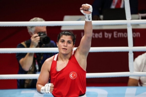 Tokyo 2020’de Busenaz Sürmeneli’den altın, Buse Naz Çakıroğlu’ndan gümüş madalya!