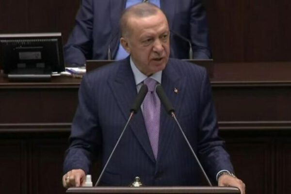 Erdoğan’dan CHP’ye tezkere tepkisi: HDP’nin ağzının payını veremedi