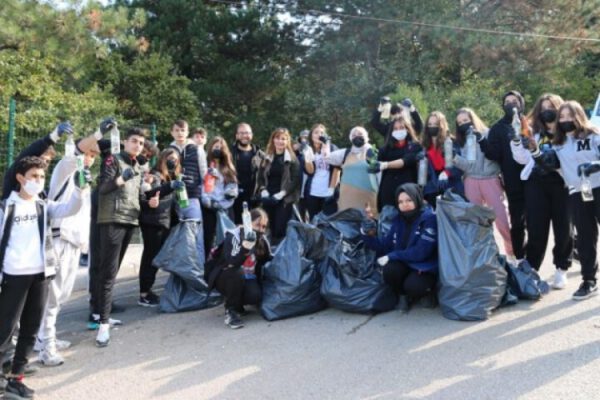 Yıldırım MTAL Halkla İlişkiler Alanı Öğrencileri “Hayvanlar Dostlarımız, Doğamız Hayatımızdır” Dedi