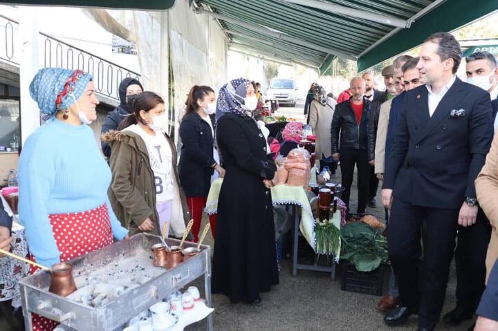 “13 şehir hastanesini 55 şehir hastanesi parasına yaptırmanızın Gezi olayları, e-muhtıra, 17-25 Aralık ile ne alakası var?