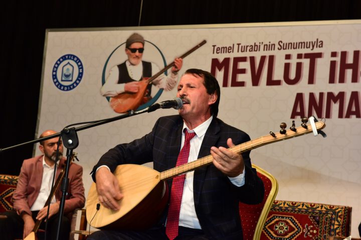 ‘AŞIK MEVLÜT İHSANİ’YE VEFA