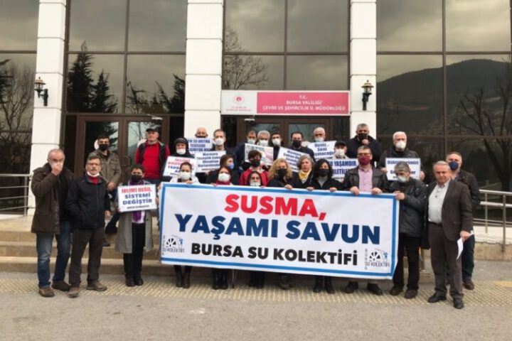 Su Kolektifi suyun sesi oldu! “Sermaye’nin iştahı Marmara’yı tüketti”