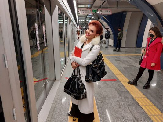 TELEVİZYONDAN METROYA ‘’Ben Halktan Besleniyorum’’