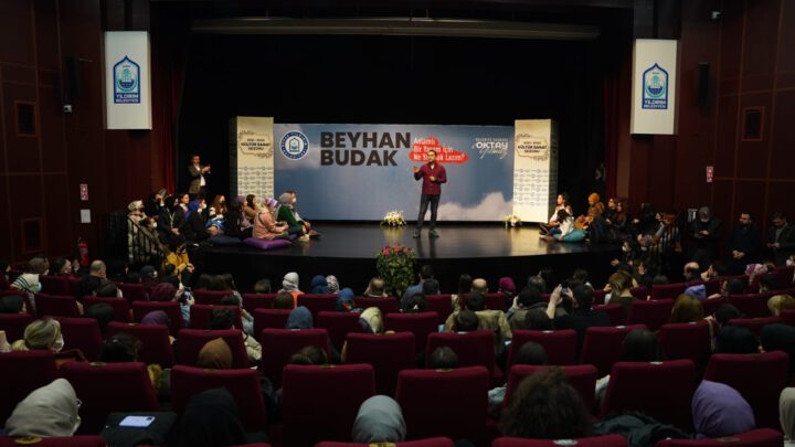 YILDIRIM BELEDİYESİ, BİNLERCE YILDIRIMLIYI KLİNİK PSİKOLOG BEYHAN BUDAK İLE BULUŞTURDU.