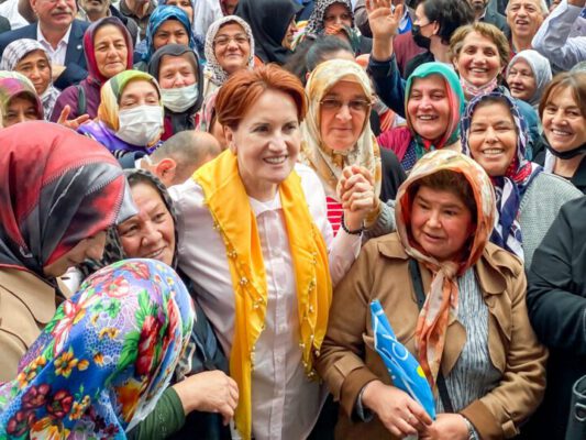 Akşener: Gençler Meksika üzerinden ABD’ye gidiyor