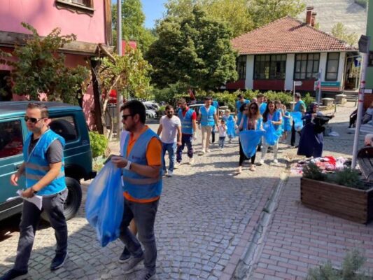 Misi Köyü’nde “Temiz Çevre Temiz Siyaset” diyerek DEVA oldular.