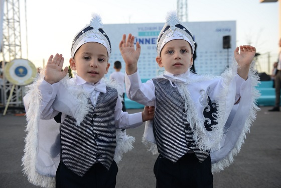 YILDIRIM’DA TOPLU SÜNNET ŞÖLENİ