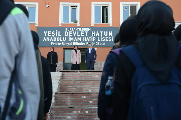 YILDIRIM’DA HAFTANIN İLK MESAİ SAATİ ÖĞRENCİLERİN