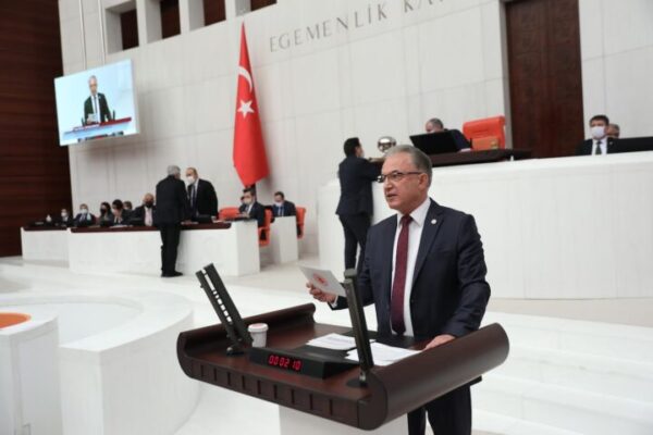 CHP’li Yüksel Özkan; Gençleri Baskı Altına Alacaklar.