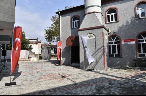 Koğukçınar’a Nefes Aldıran Çalışma… Ulufeli Camii’nin Çevre Düzenlemesi Tamamlandı