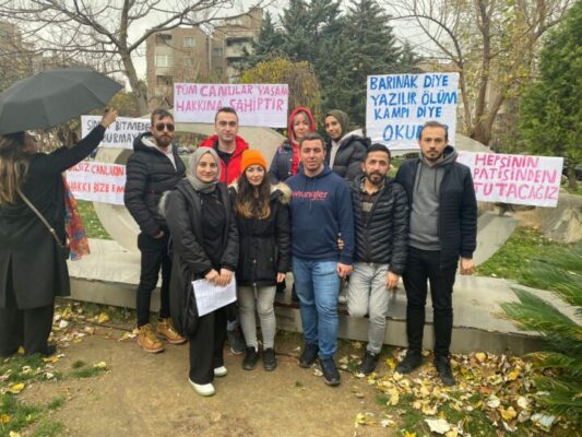 Elimde Bir Dünya Derneği; Sokak Canlarına Olan Katliamı Durdurun!