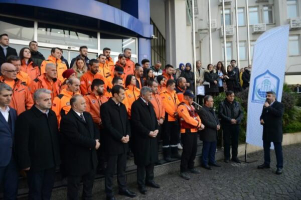 BAŞKAN YILMAZ, KAHRAMANLARI KARŞILADI