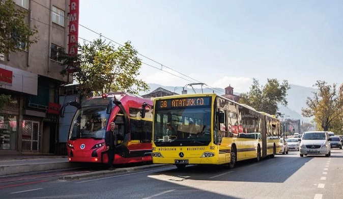 Bursalılar tarihte hiç olmadığı kadar sahipsiz bırakıldı