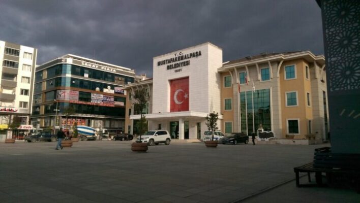 Mustafakemalpaşa Belediyesi’nde Rapor Skandalı! “Kamu Kaynaklarına Çöktünüz!”