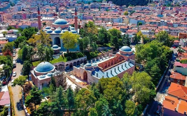 GELECEK YILDIRIM; Belediye Üst Kadrosu Dediğin Sahaya İner Bizimkiler Koltuktan Kalkmıyor!