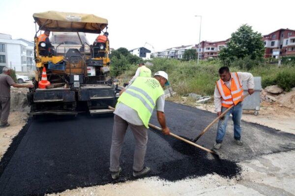 NİLÜFER’DE YOL-ASFALT ÇALIŞMALARI HIZ KAZANDI