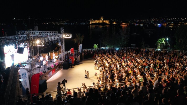 BODRUM’DA DOSTLUK KONSERİ