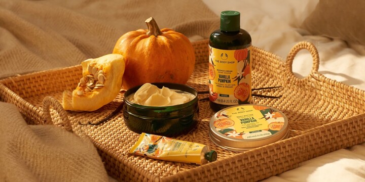 SONBAHARIN BAŞTAN ÇIKARTICI KOKUSUNU THE BODY SHOP’UN VANILLA PUMPKIN SERİSİ İLE TENİNİZDE HİSSEDİN