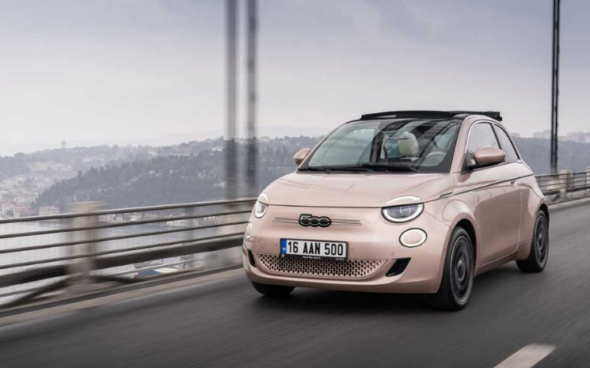 PowerApp’e Üye Olan %100 Elektrikli FIAT 500e Kazanma Şansı Yakalıyor