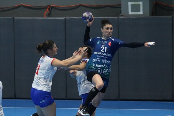 Bursa Büyükşehir Belediyespor, EHF Avrupa Kupası’nda tur kapısını araladı