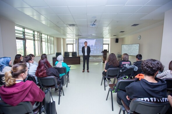 Büyükşehir’de stajyerlere oryantasyon eğitimi