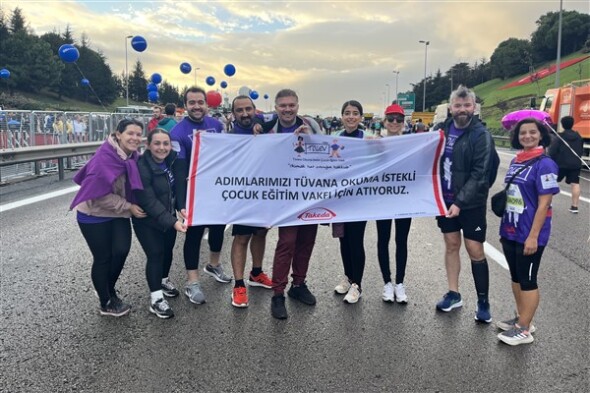 CK Enerji çalışanları, İstanbul Maratonu’nda “Eğitim Hakkı” için koştu