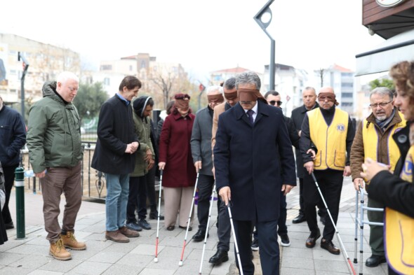 Gemlik’te Görme Engelliler İçin Farkındalık