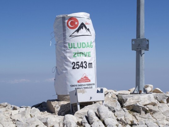 Uludağ’ın Zirvesine Türk Bayrağını Astığı İçin Öz Bursalıya Ceza!