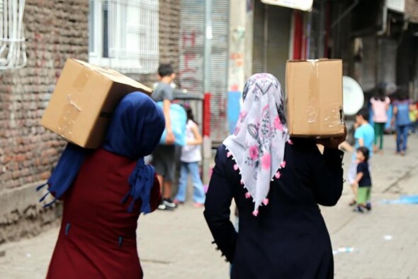 İktidarın amacı; yoksul ve yardım edildikçe biat eden bir toplum yaratmak!